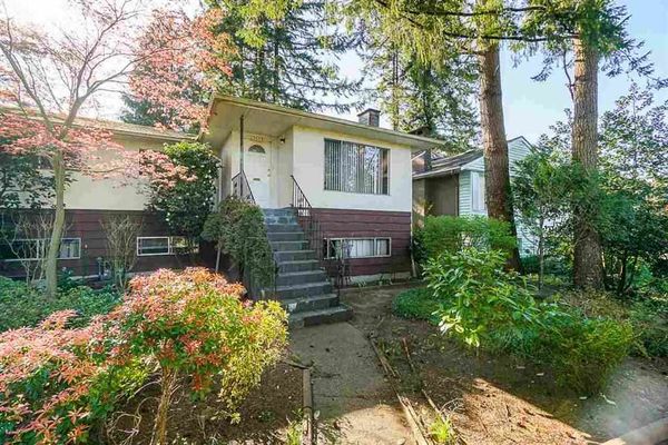 Port Coquitlam half duplex